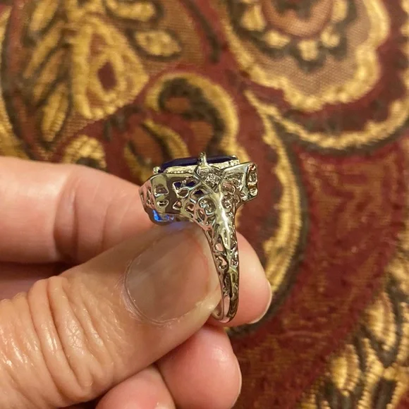 Size 7 Deep Blue Zirconia Ring - Picture 2 of 2